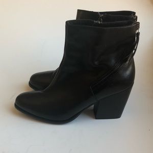 Alberto Fermani Black Leather boots